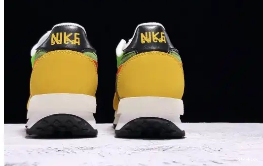 Nike BV0073-300 LD sacai Green Gusto  Waffle 0604